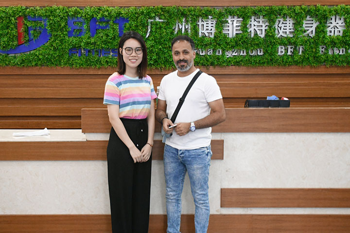 沙特阿拉伯客戶采購(gòu)博菲特品牌健身器材